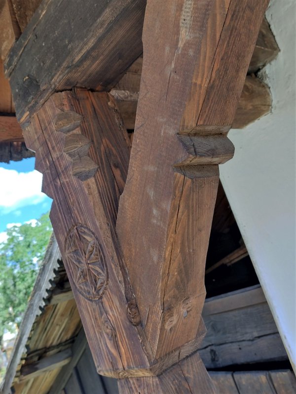 O călătorie iniţiatică în civilizaţia lemnului 221474