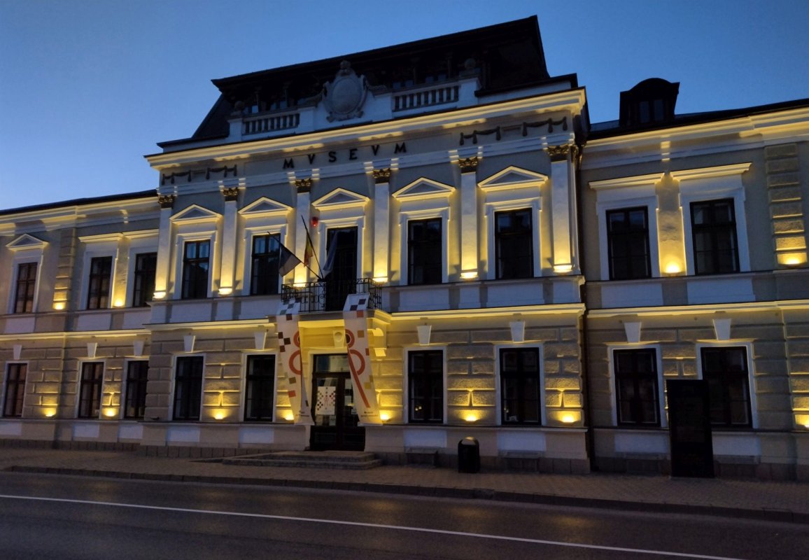 O călătorie iniţiatică în civilizaţia lemnului 221489