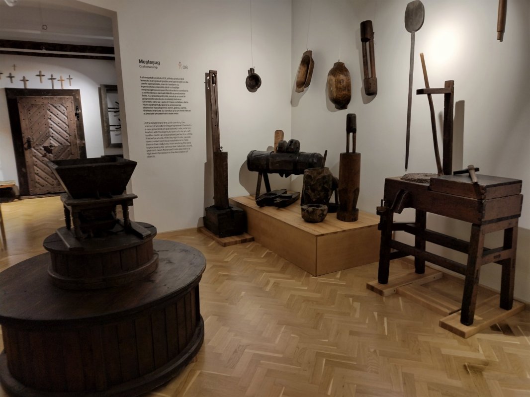 O călătorie iniţiatică în civilizaţia lemnului 221490