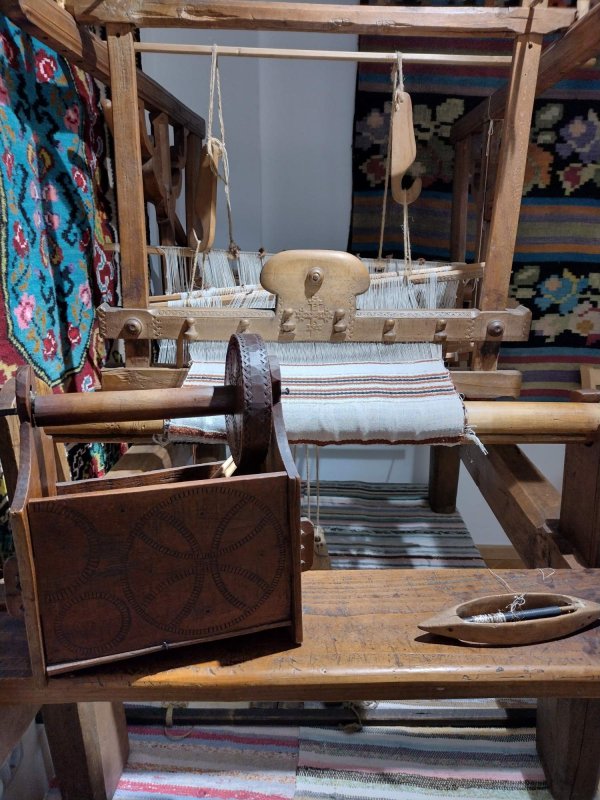 O călătorie iniţiatică în civilizaţia lemnului 221495