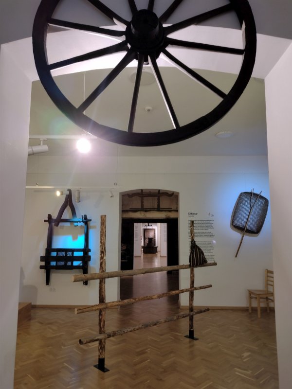 O călătorie iniţiatică în civilizaţia lemnului 221496