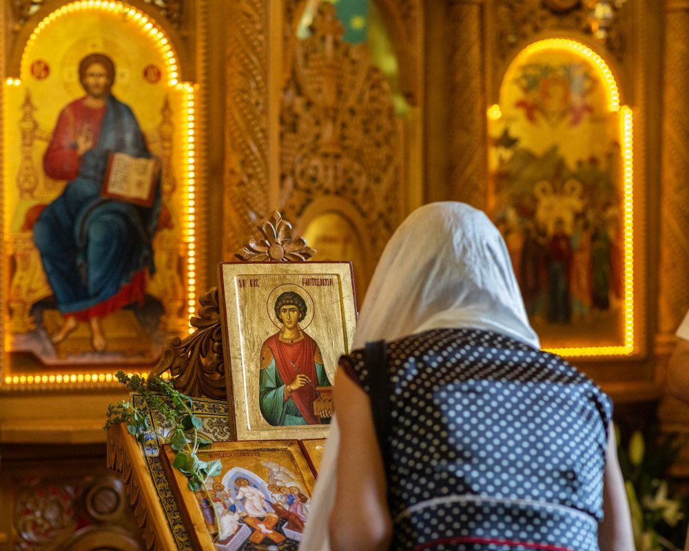 Sărbătorirea ocrotitorului Parohiei Mărcuţa din Capitală 221662