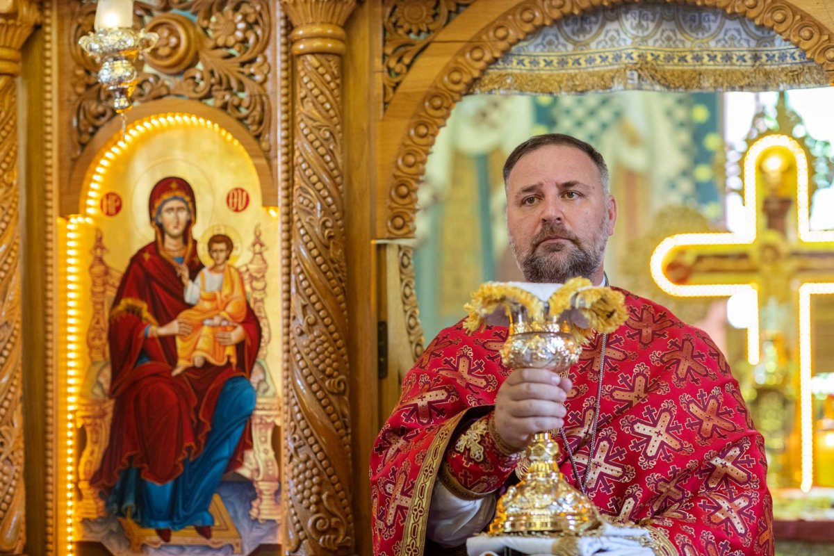 Sărbătorirea ocrotitorului Parohiei Mărcuţa din Capitală 221666