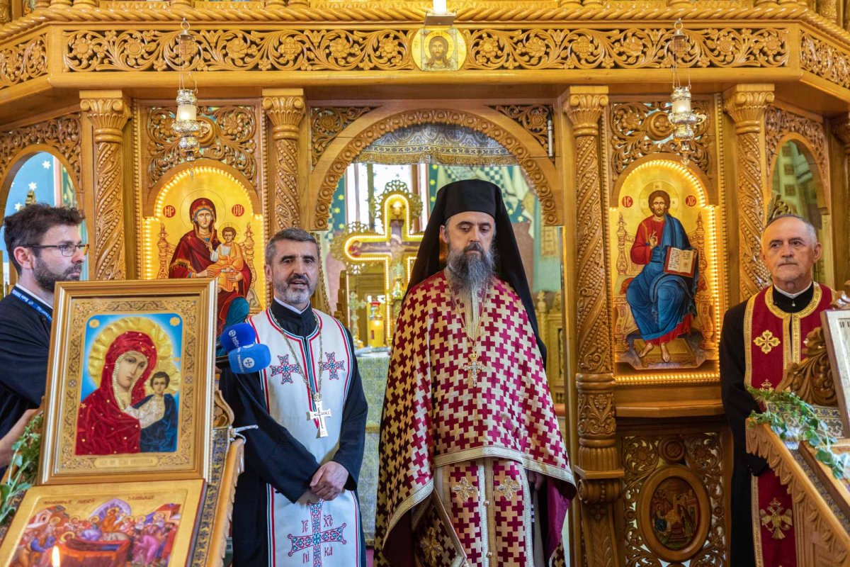 Sărbătorirea ocrotitorului Parohiei Mărcuţa din Capitală 221670