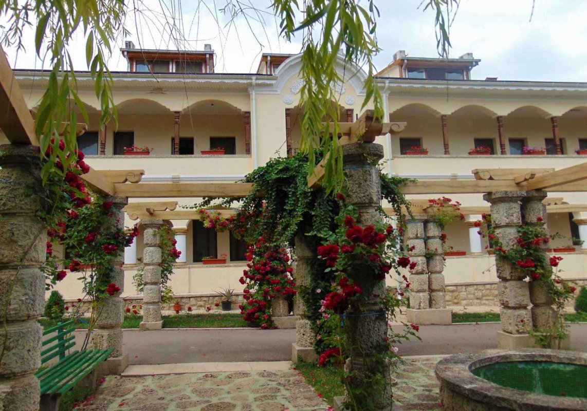 Sfântul Pantelimon, tămăduitorul milostiv al sărmanilor 221610