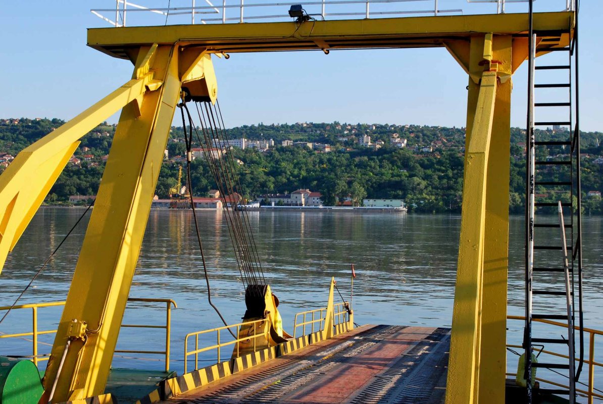 A fost oprit feribotul de la Bechet  221773