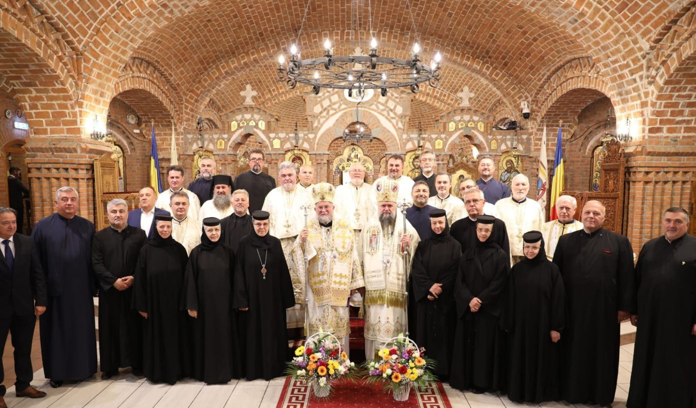 Absolvenţii promoției 1992 a Facultăţii de Teologie din Sibiu s-au întâlnit la Baia Mare 221797