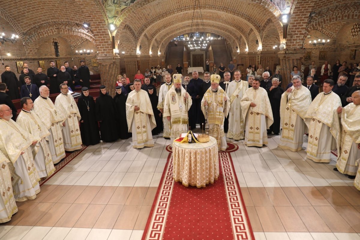 Absolvenţii promoției 1992 a Facultăţii de Teologie din Sibiu s-au întâlnit la Baia Mare 221798