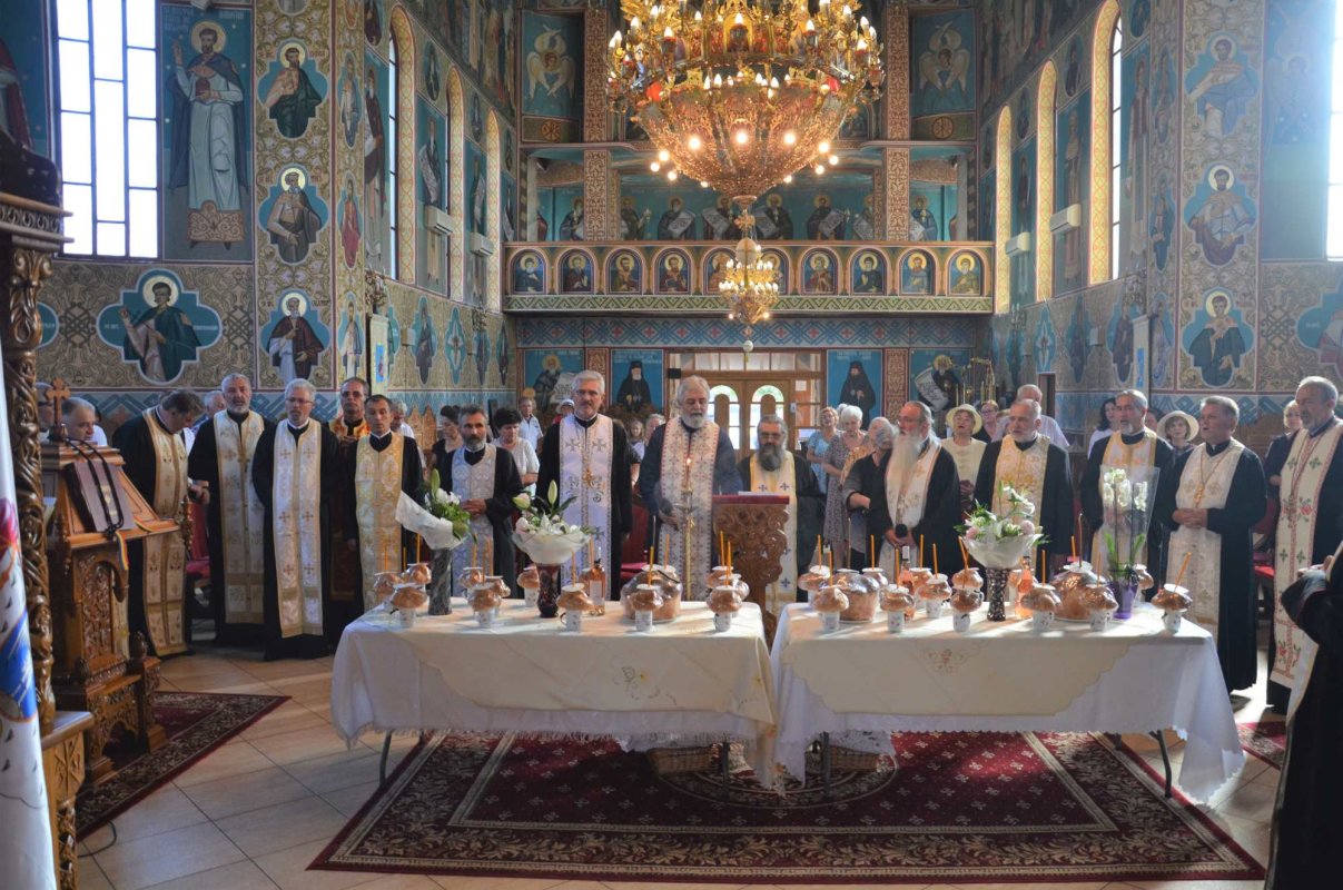 Întâlnirea de 29 de ani de la absolvirea Facultății de Teologie din Sibiu, la Sânmartin - Oradea 221802