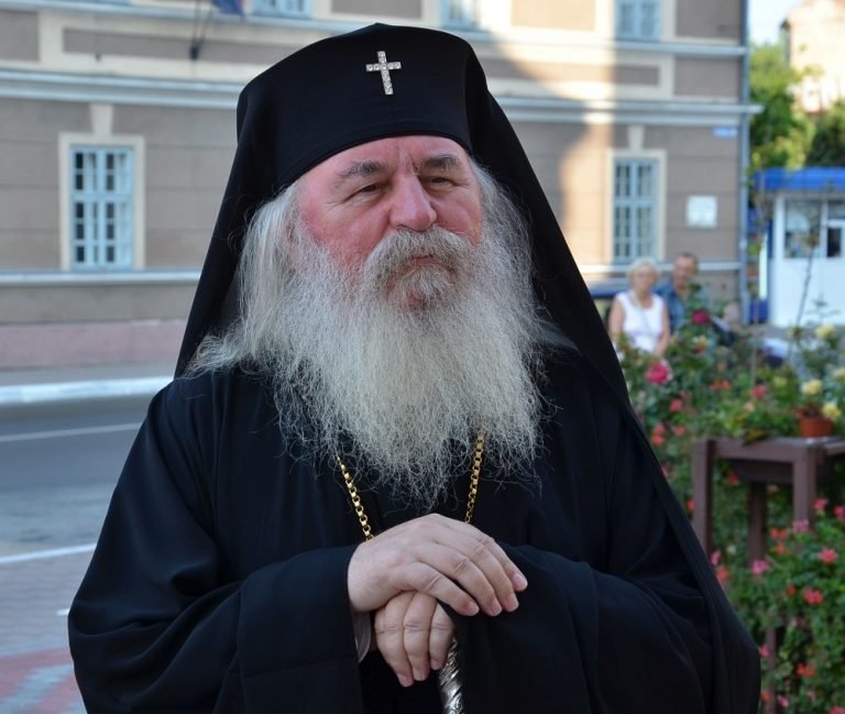 Rugă şi trudă la candela credinţei strămoşeşti, un mod evanghelic de implicare în istorie 221758