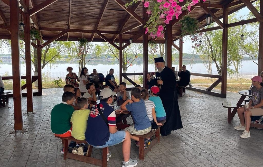 Activități cu tineri de la parohii brăilene 221882