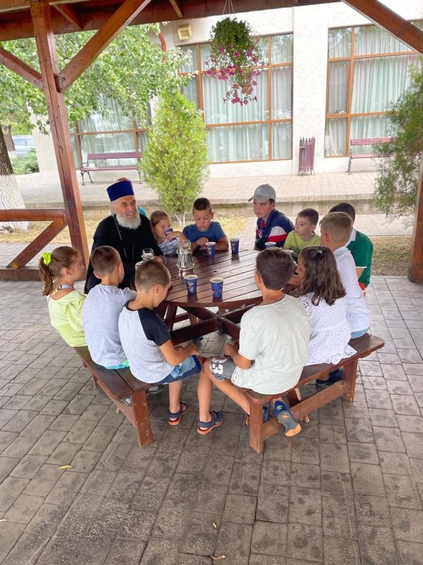 Activități cu tineri de la parohii brăilene 221883