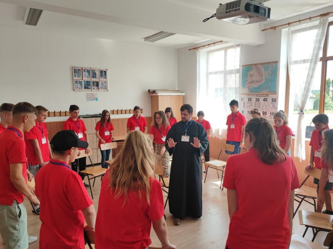 Jocuri, ateliere și excursii pentru copii și tineri în Arhiepiscopia Alba Iuliei 222389