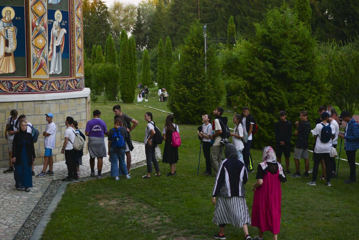 Au debutat sărbătorile închinate sfinților nemțeni 222510