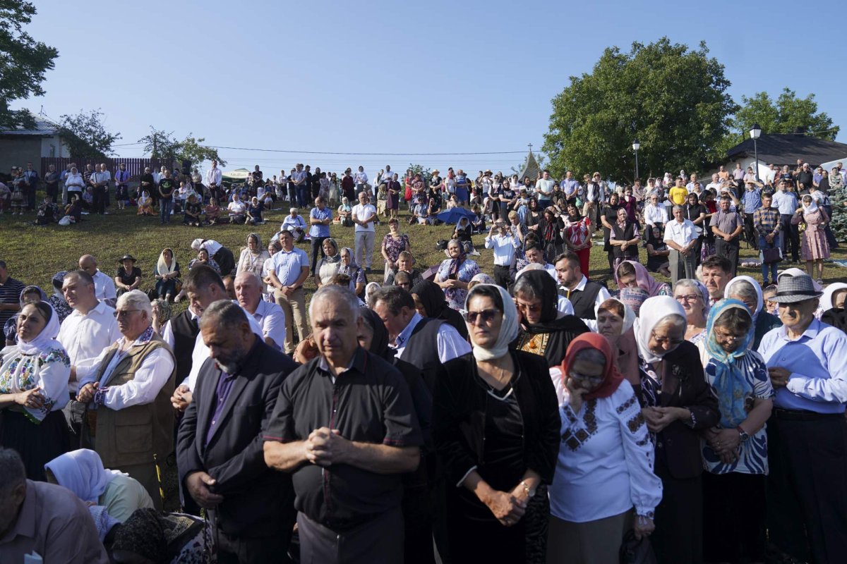 Sărbătorirea Sfântului Ioan Iacob la Crăiniceni 222714