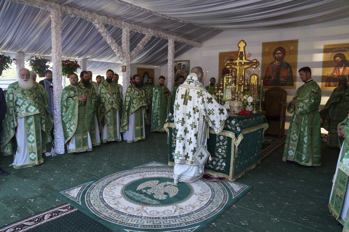 Sărbătorirea Sfântului Ioan Iacob la Crăiniceni 222716