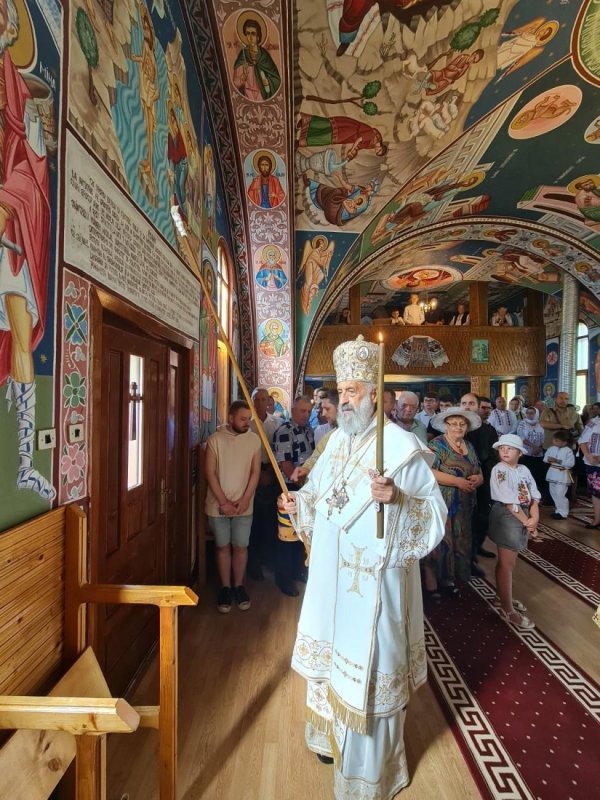 Resfințirea bisericii din Parohia Segagea, Protopopiatul Câmpeni 222875