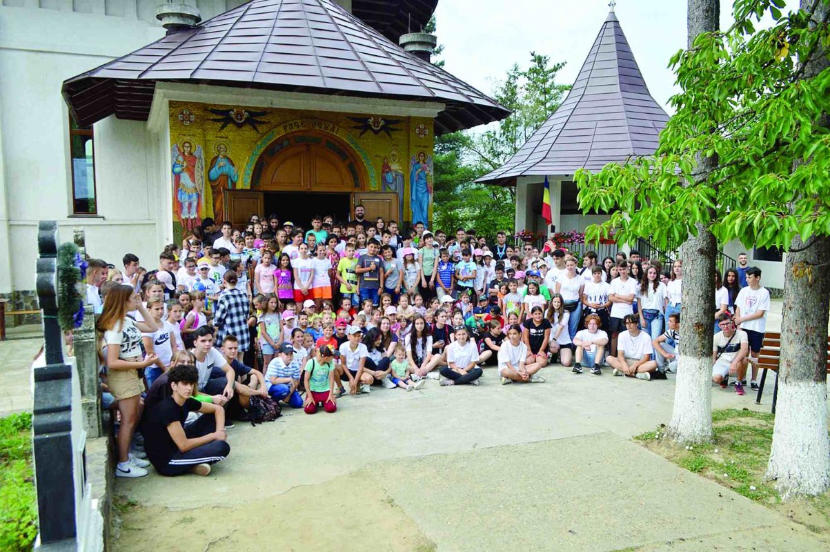 Un model greu  de egalat: Școala de vară din Cucuieţi 222828