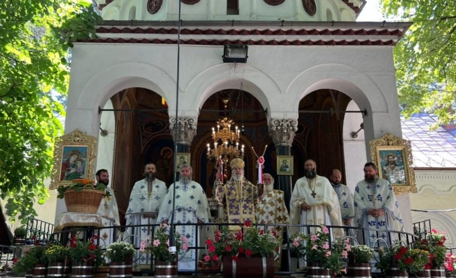 Hramul paraclisului Mănăstirii Hodoș‑Bodrog, județul Arad 223028