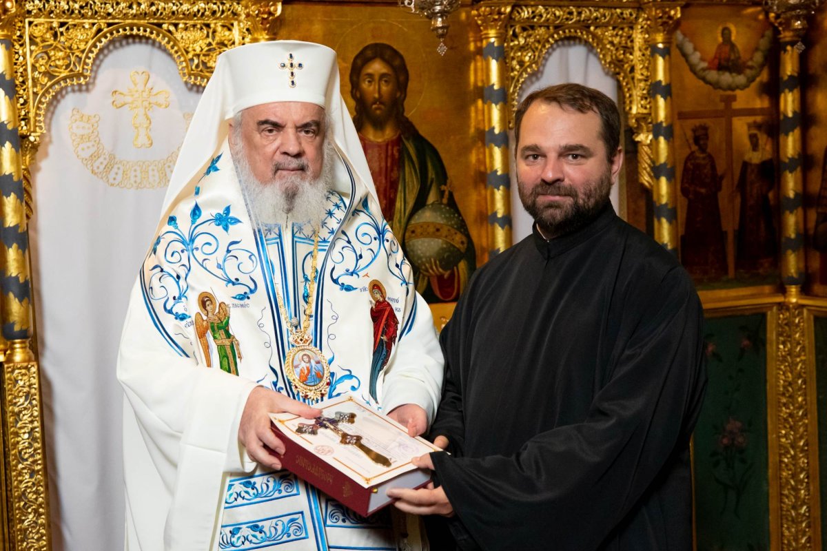 Hirotesii întru duhovnic la paraclisul Reședinței Patriarhale 223158