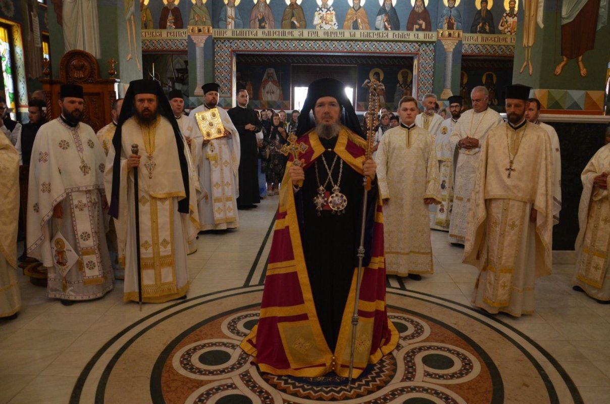 Slujiri arhiereşti în Episcopia Oradiei 223091