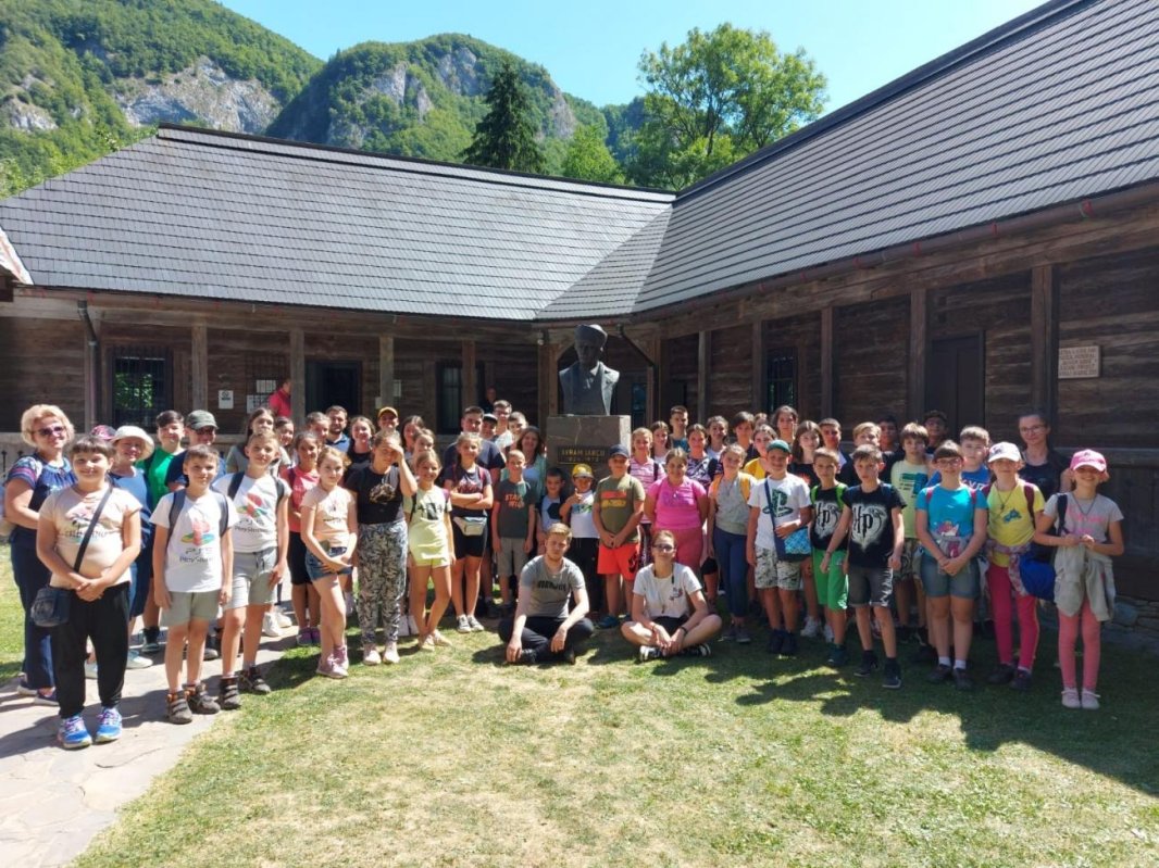 Tabere de vară pentru copii şi tineri din Arhiepiscopia Alba Iuliei 223095