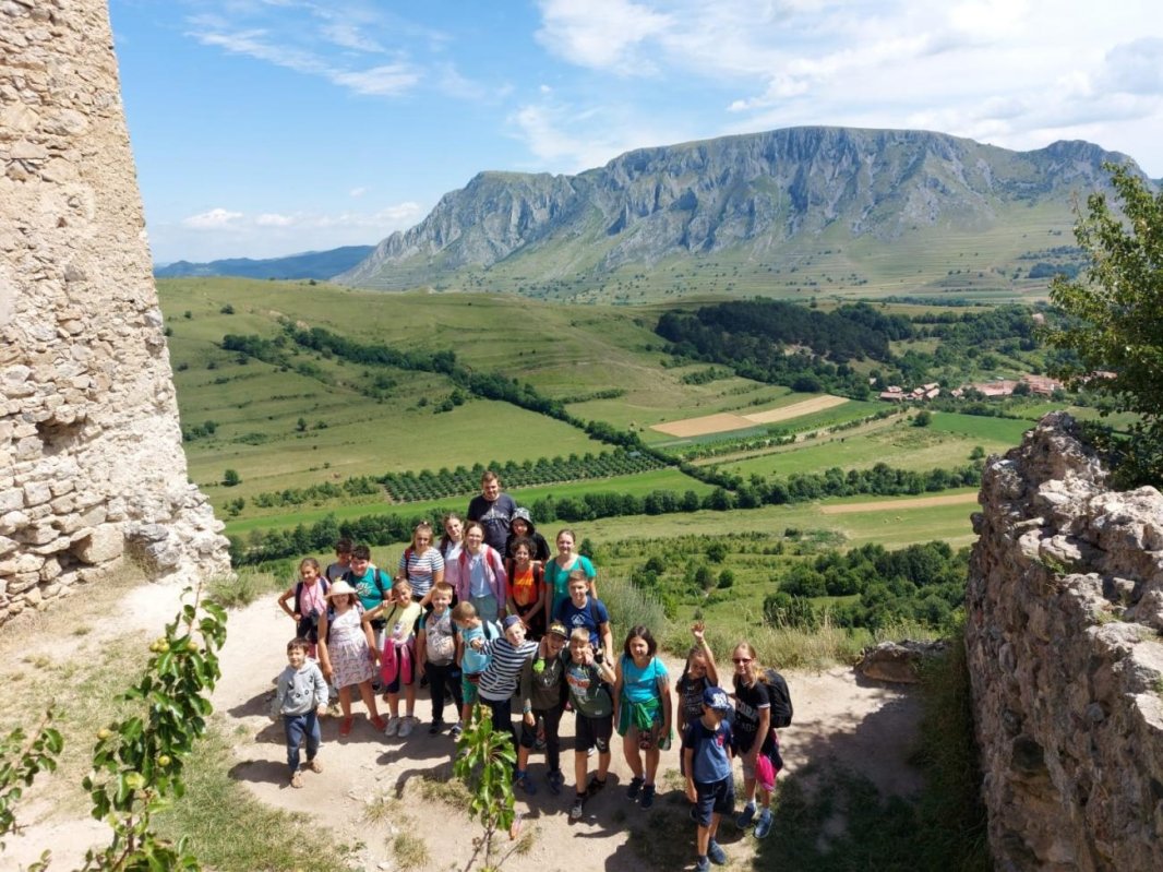 Tabere de vară pentru copii şi tineri din Arhiepiscopia Alba Iuliei 223098