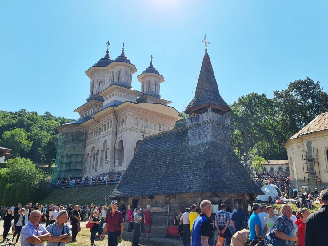 Programul hramului Mănăstirii Nicula 223319