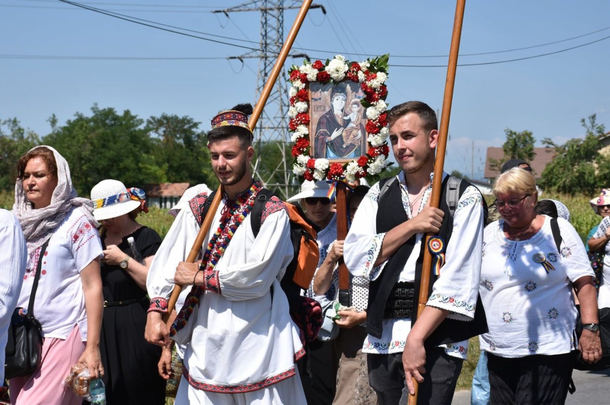 Programul hramului Mănăstirii Nicula 223320