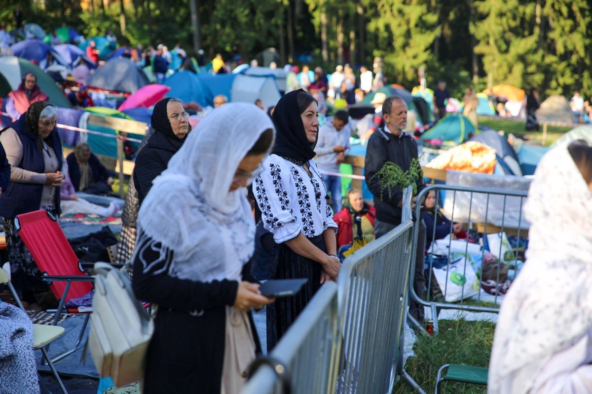 Programul hramului Mănăstirii Nicula 223332