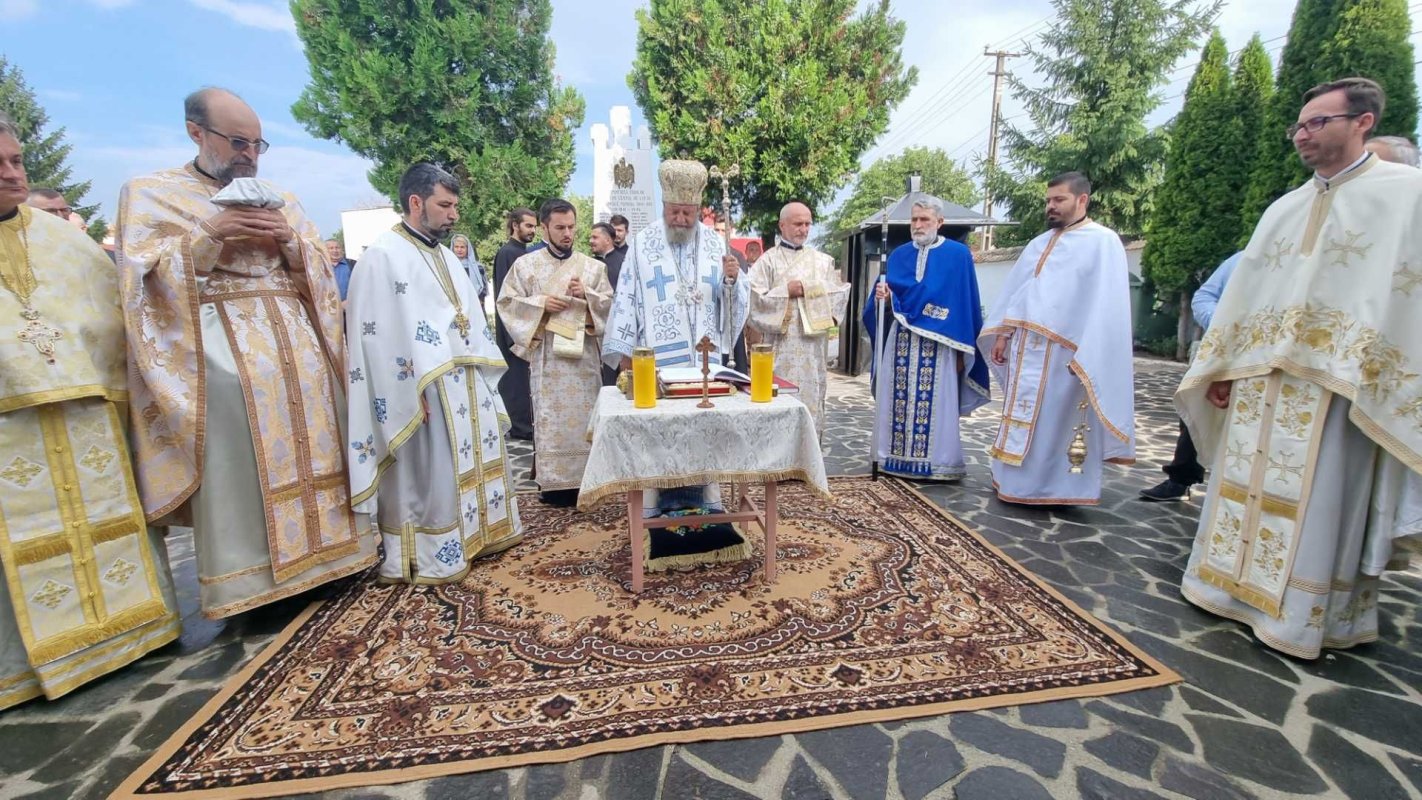 Biserica din satul Măieruş, judeţul Braşov, a fost resfinţită 223392