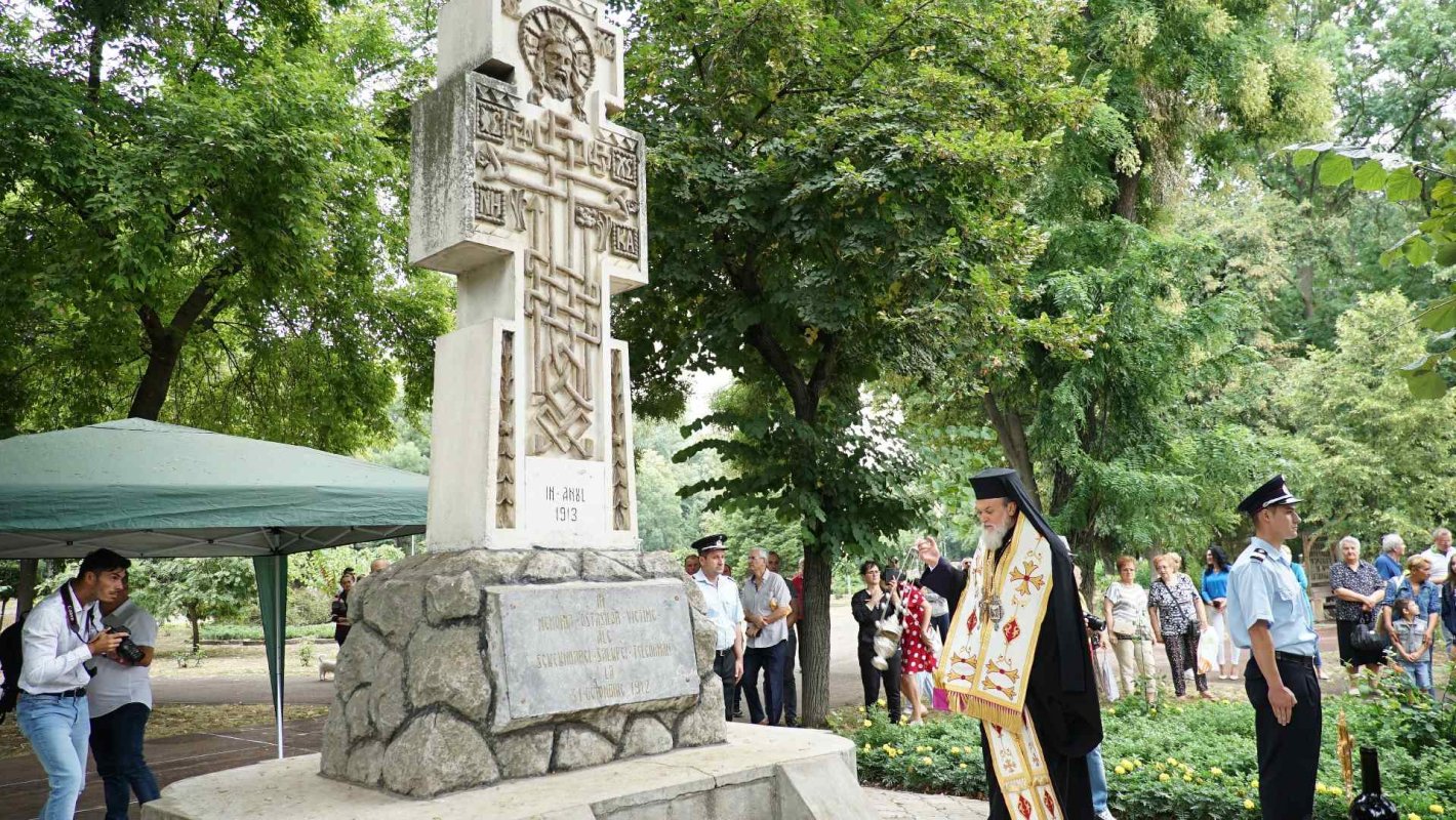  Pomenirea eroilor marinari pe malul Dunării 223563