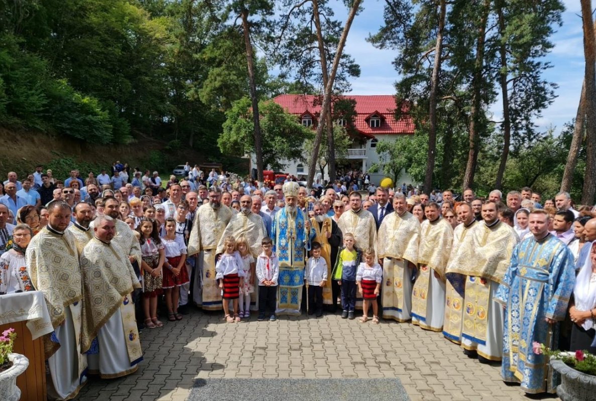 Slujire arhierească la hramul Mănăstirii Sânmărtinul de Câmpie, Mureş 223538