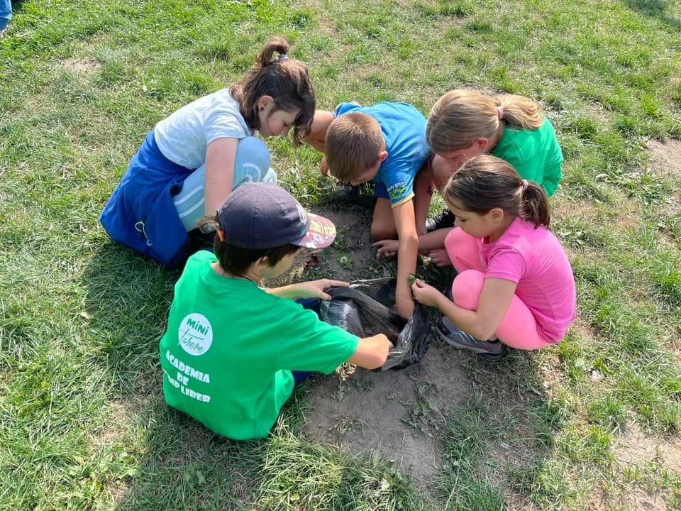 Minitabăra „Să cunoaştem natura” la Cheia, judeţul Braşov 223757