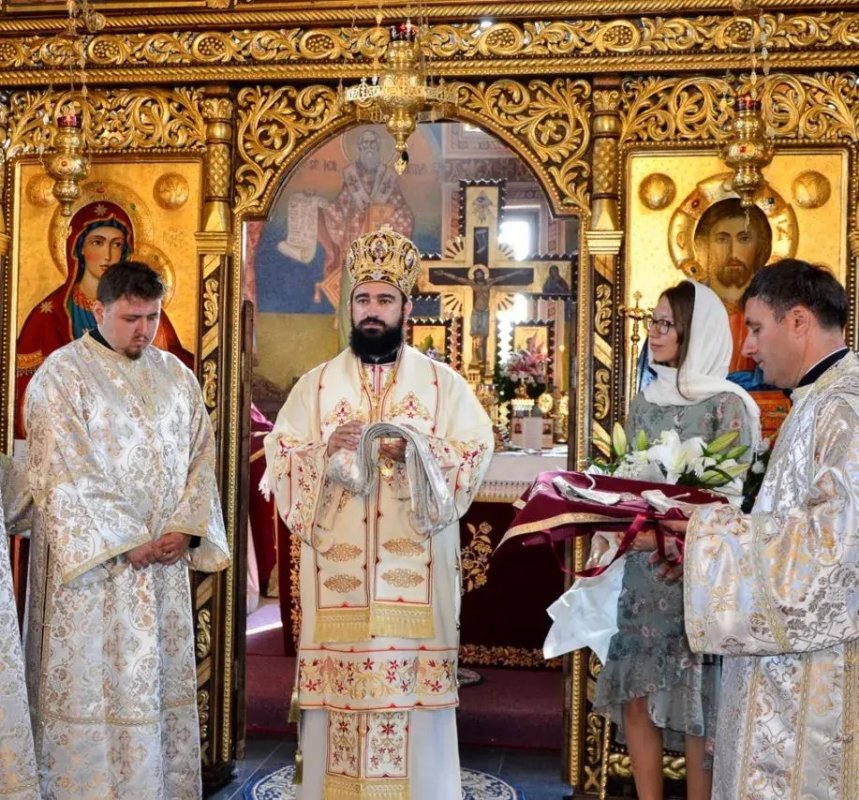 Hramul Bisericii „Sfinții Martiri Brâncoveni” din Deva 223820