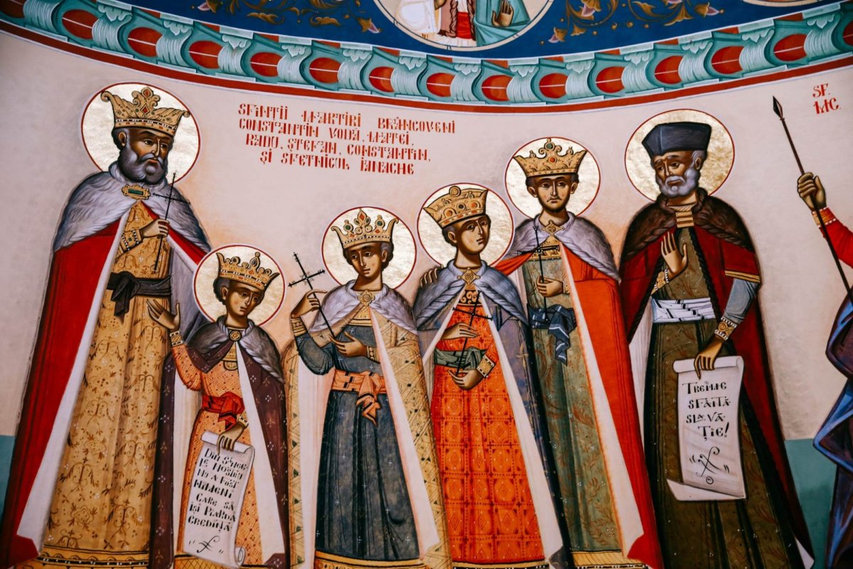 Sărbătoare la Mănăstirea „Crucea Iancului” de la Mărișel 223824