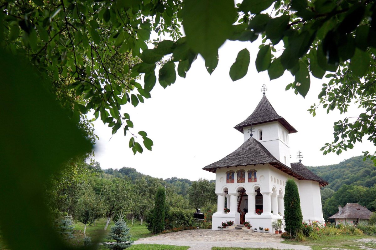 Popas de rugăciune și slujire la Schitul Brătășești 223984