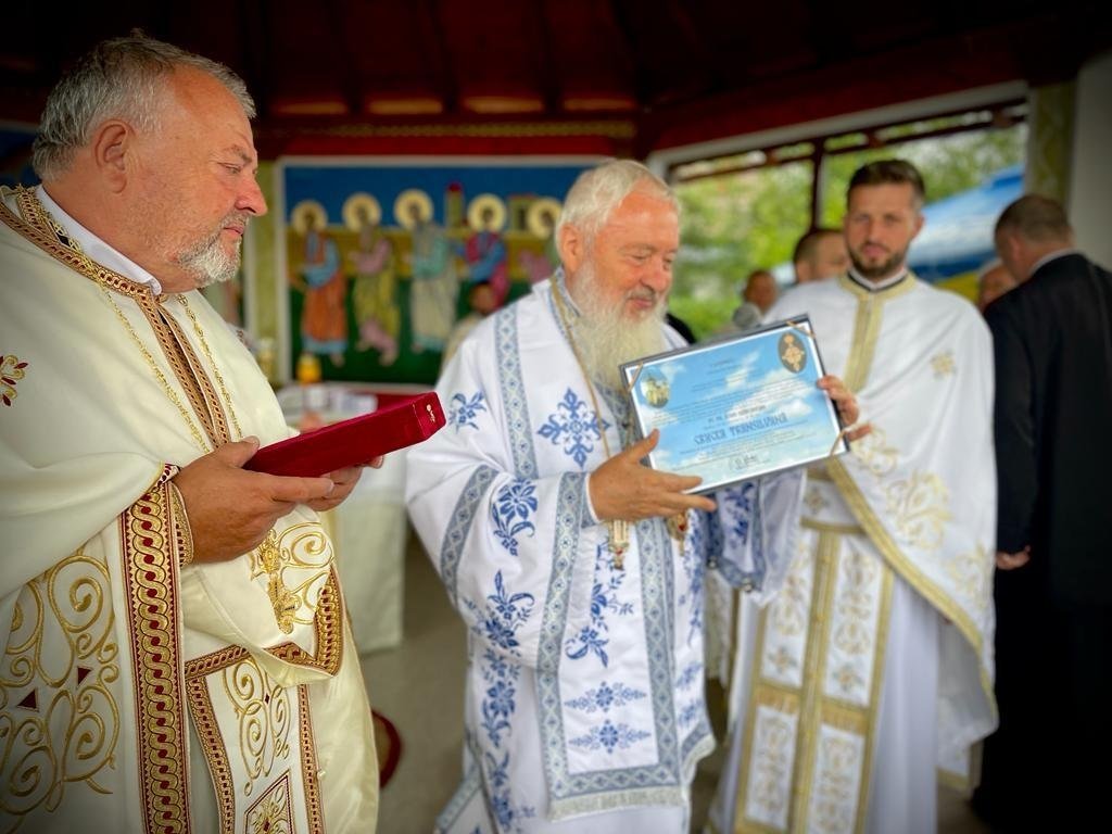 Resfințirea bisericii din Câțcău, judeţul Cluj 223961