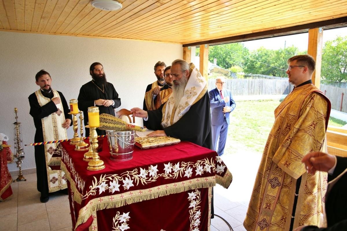 Sfințire în satul ieșean Slobozia 223948
