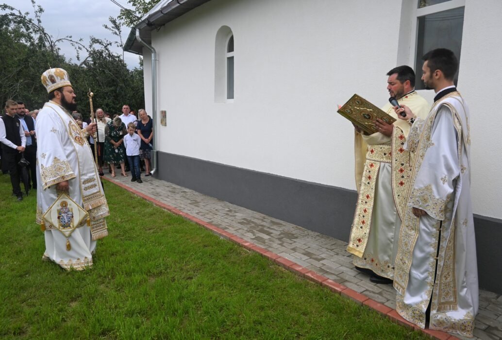 Resfințirea bisericii din localitatea Ciureni, Sălaj 224068