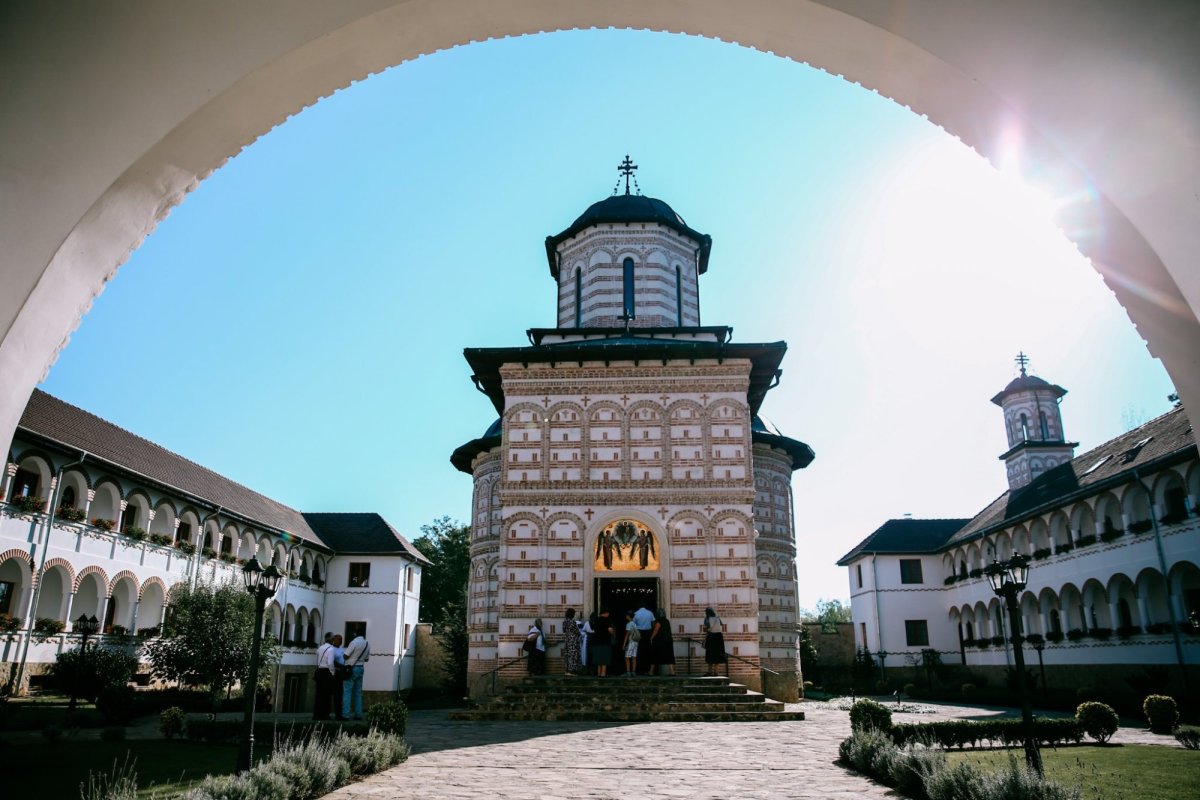 Slujiri arhiereşti în Arhiepiscopia Vadului, Feleacului și Clujului 224065