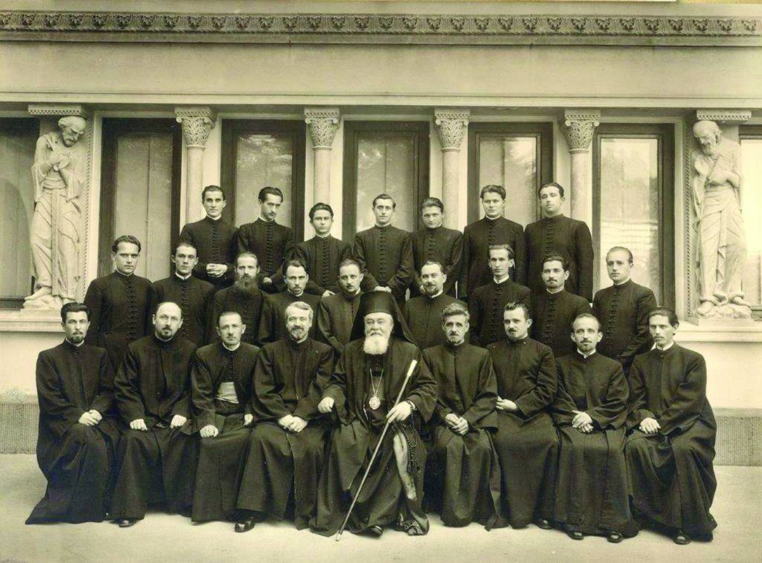 „Trăia încă din această viață o fărâmă din Împărăția cerurilor” 224011