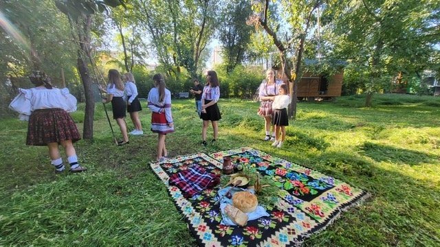 Descoperirea cositului fânului la parohia românească din Verona, Italia 224152