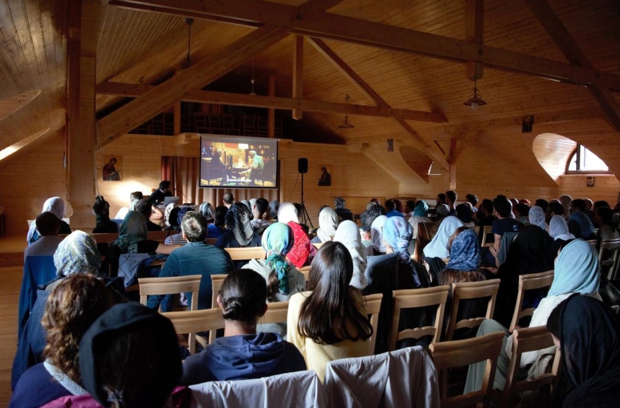 Tabere pentru tineri la Mănăstirea Oașa, judeţul Alba 224141