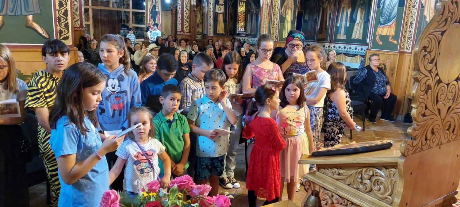 Activităţi educative şi catehetice la Slimnic 224207