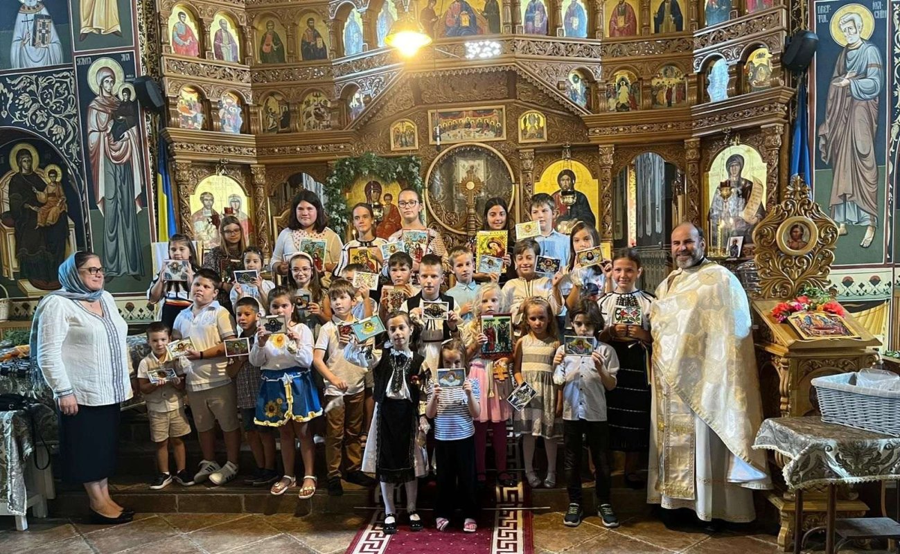 Activităţi educative şi catehetice la Slimnic 224212