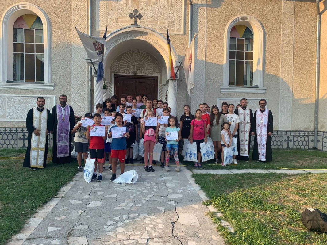 „Caravana Filantropia” în Eparhia Oradiei 224216