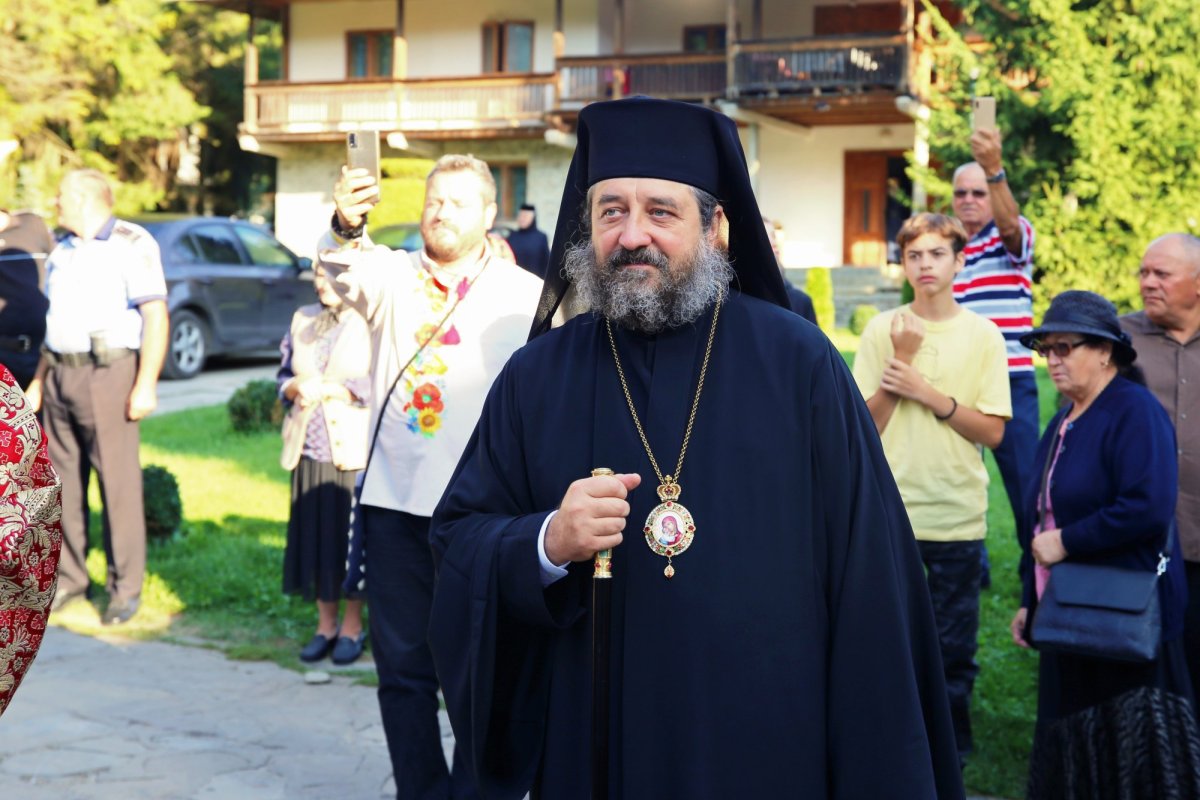 Cinstirea Botezătorului Ioan la Mănăstirea Secu 224531