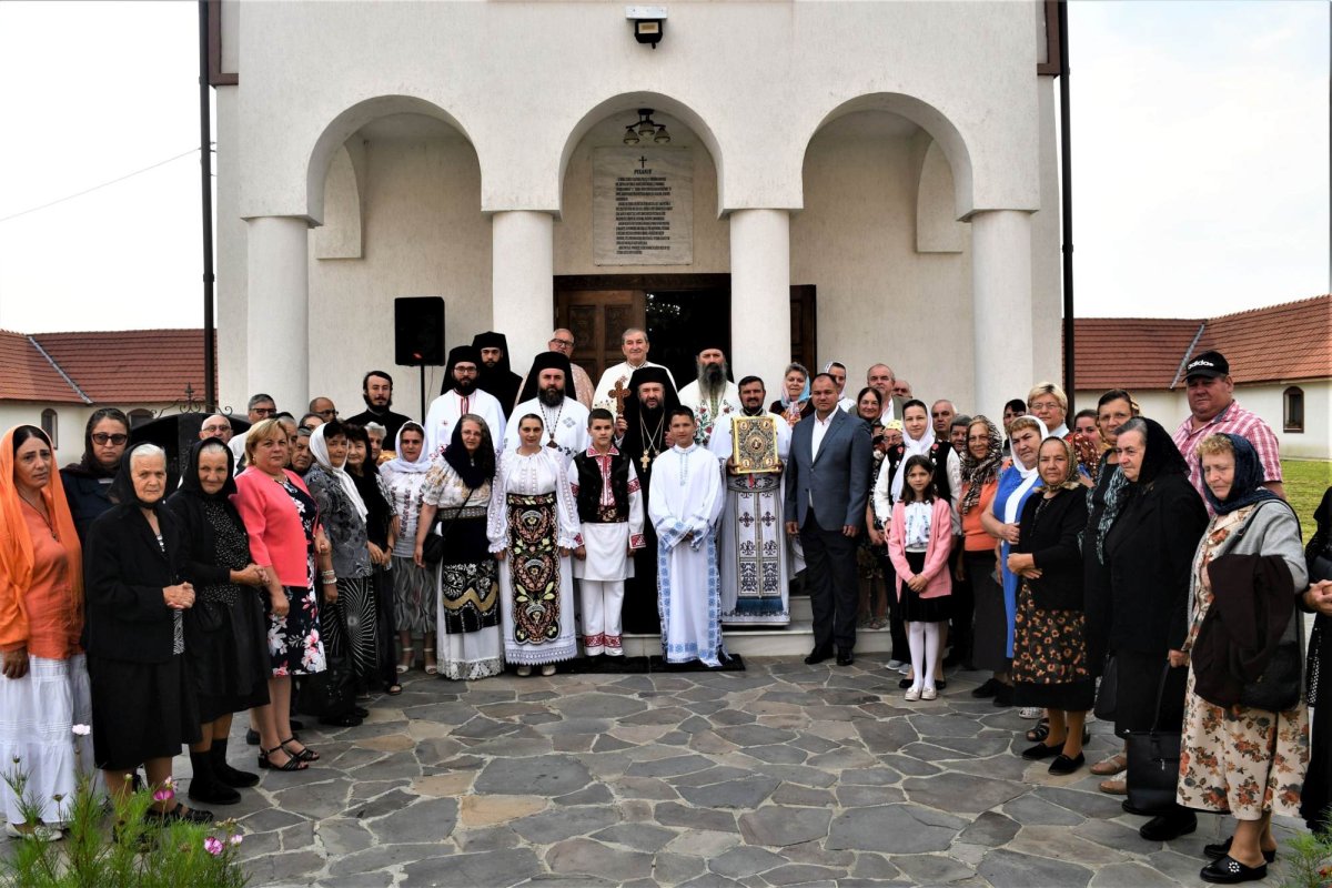 Așezământul monahal-social „Țara Almăjului” și-a sărbătorit cel de-al doilea hram 224521