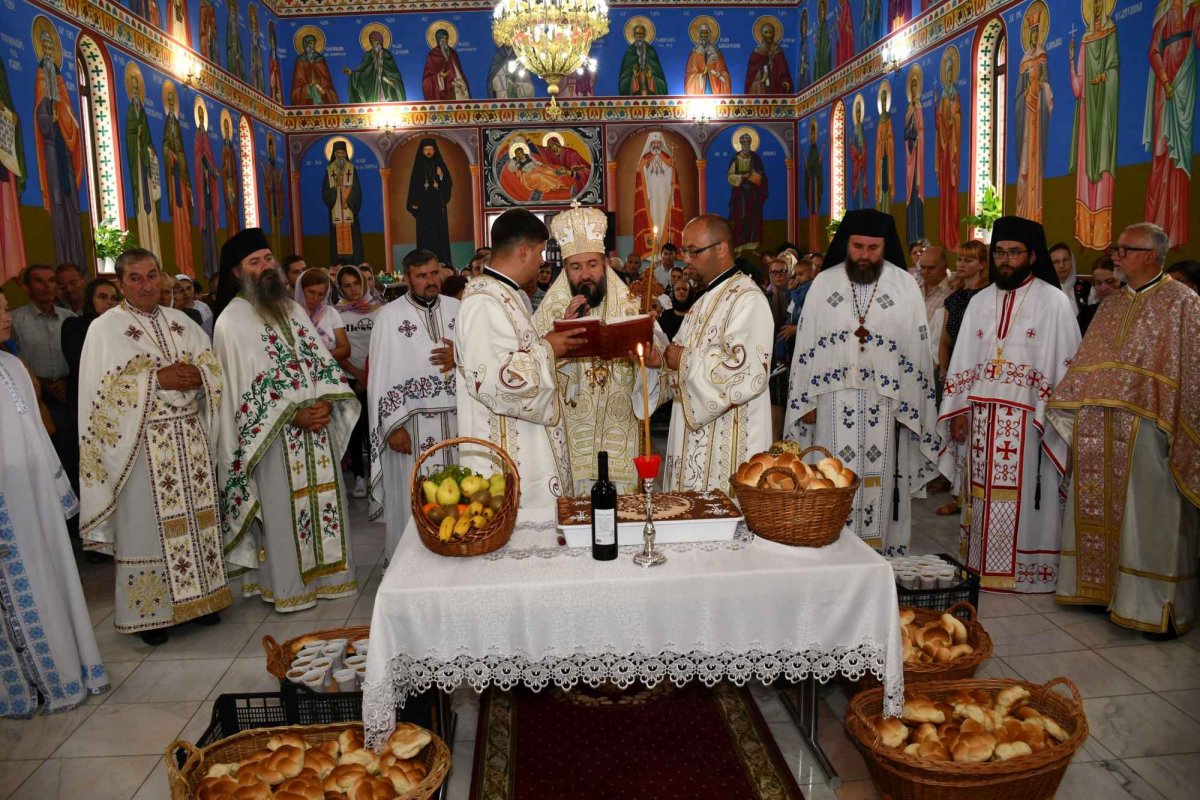 Așezământul monahal-social „Țara Almăjului” și-a sărbătorit cel de-al doilea hram 224522